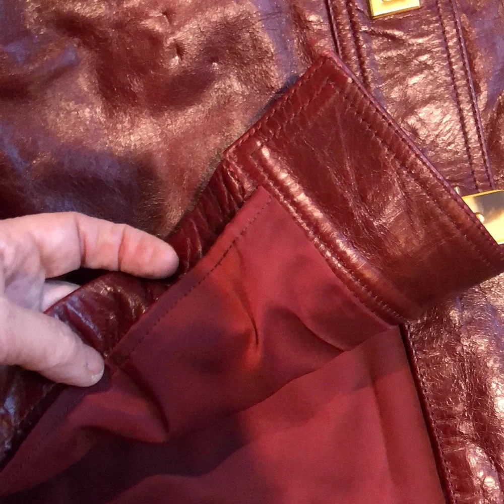 Tory Burch burgundy leather skirt with gold clasps on front - Picture 6 of 8